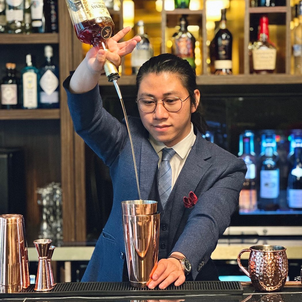The Byron Bar 1